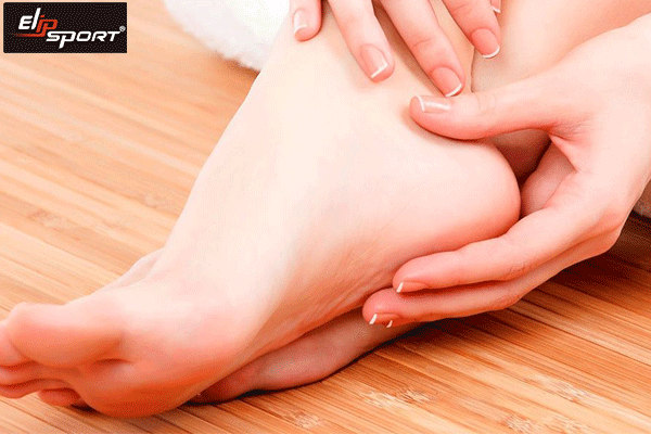 cách massage chân chữa bệnh
