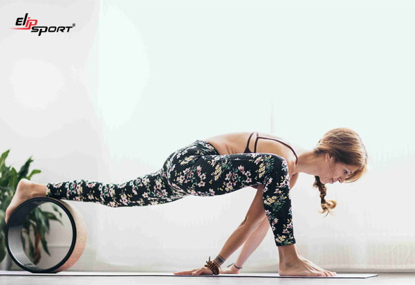 phương pháp tập yoga với vòng