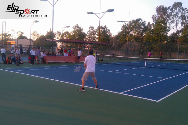 sân tennis ở Long Biên, Hà Nội