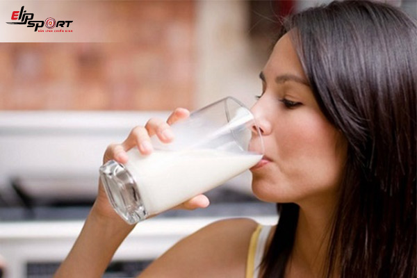 uống sữa tăng cân có tốt không