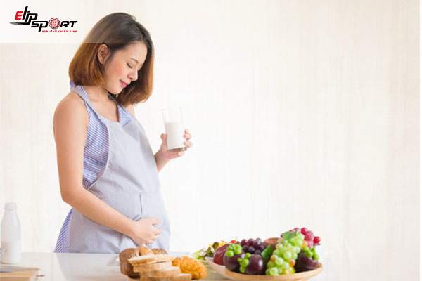 chế độ ăn mẹ bầu không tăng cân