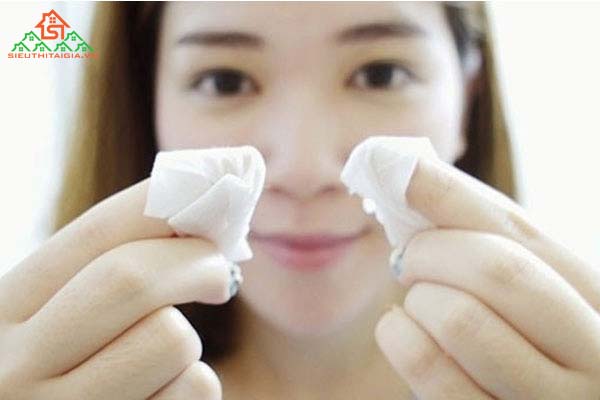cách làm tóc khô nhanh mà không cần sấy