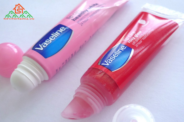 vaseline có trị thâm môi không