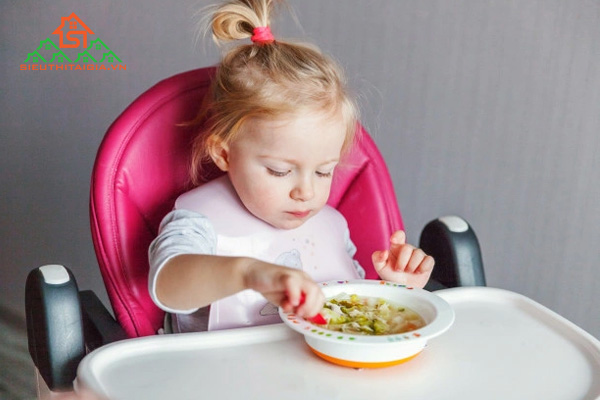 thức ăn cho trẻ còi xương suy dinh dưỡng