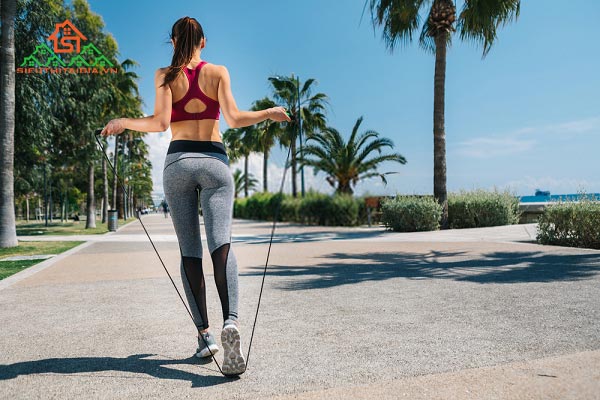 nhảy dây có giảm mỡ đùi không
