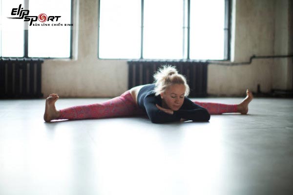 Bài tập yoga chữa đau khớp háng