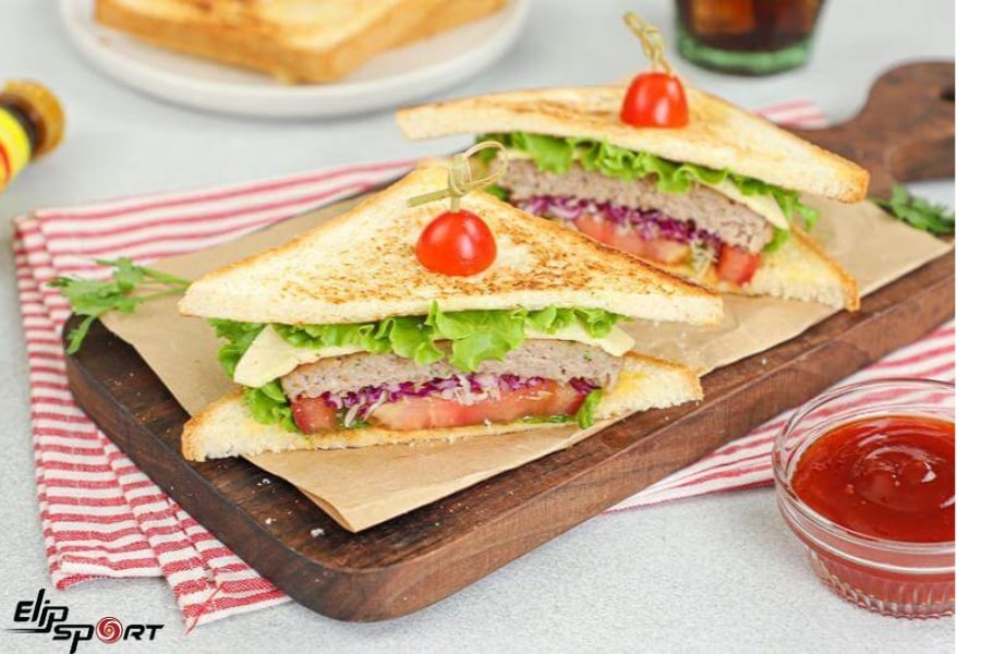 1 lát bánh mỳ Sandwich 25g chứa chấp khoảng tầm 65 kcal