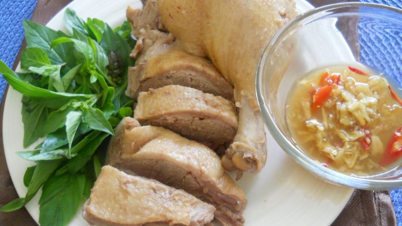 Trong Đông y, thịt vịt được coi là thuốc bổ với tác dụng cân bằng cơ thể và hỗ trợ tiêu hóa