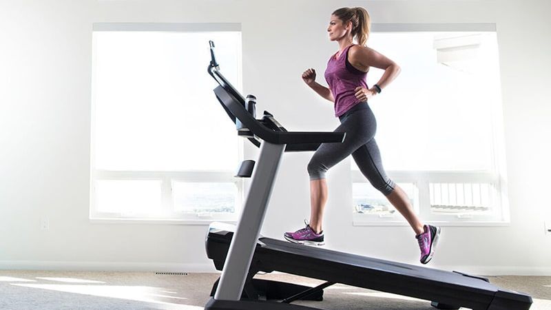 Tập với máy chạy bộ sẽ khiến chân bị to ra