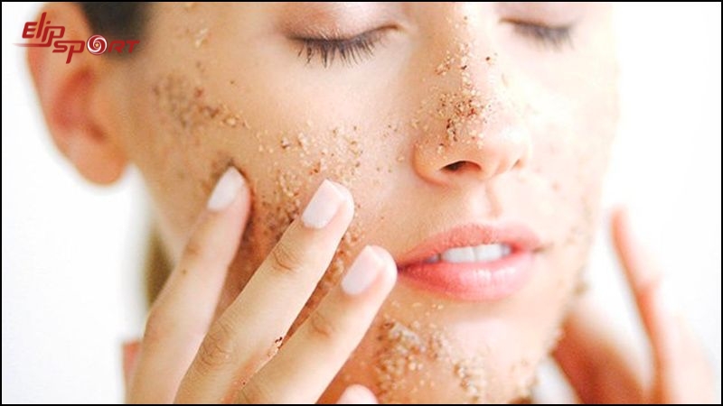 Skincare giúp cung cấp độ ẩm cho da, giữ cho da mềm mại và mịn màng