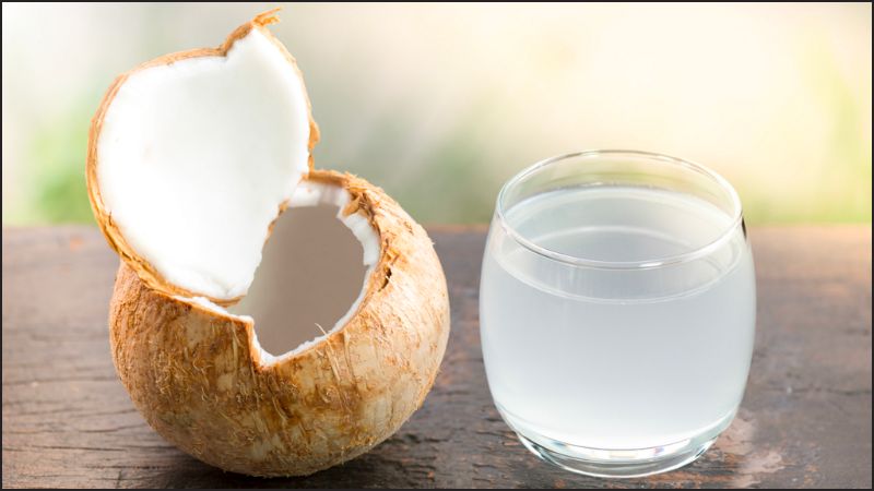 Nước dừa cung cấp nhiều vitamin và khoáng chất