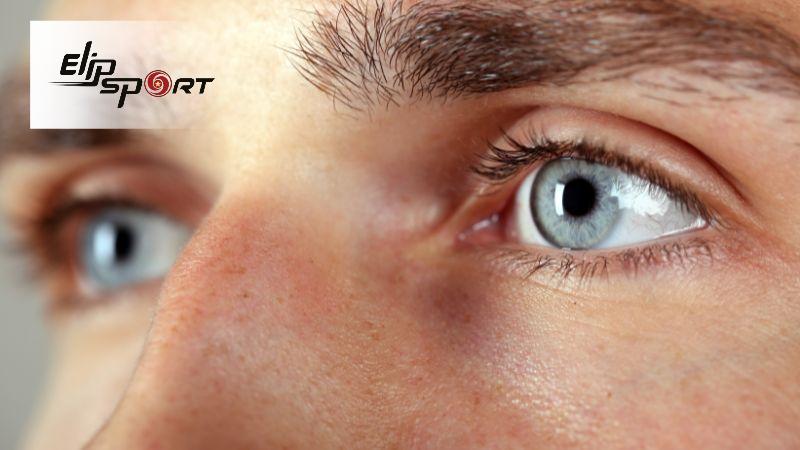 Giật mắt là hiện tượng phổ biến