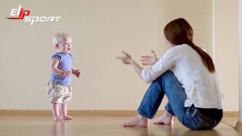 bé bị chân vòng kiềng