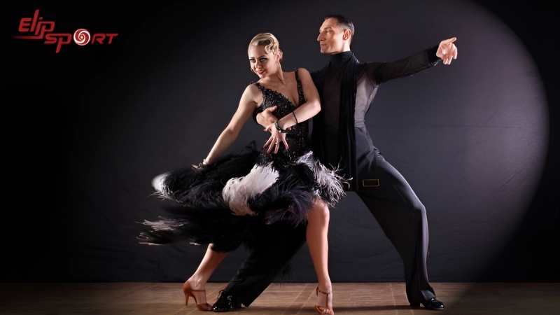 Nhảy cha cha cha là một trong những vũ điệu hấp dẫn trong nhiều môn thể thao “dancesport”