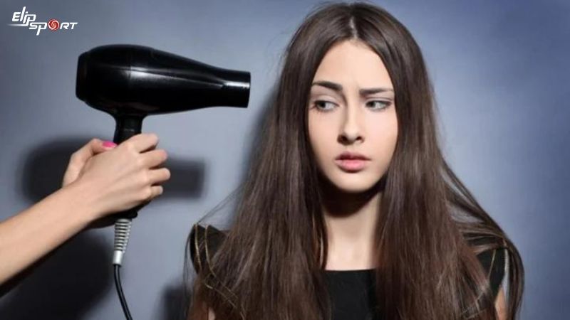Làm tóc nhanh khô mà không cần máy sấy mang lại nhiều lợi ích cho tóc và sức khỏe