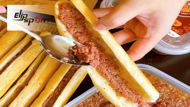 Bánh mì que chỉ chứa pate thì lượng calo thường khá ít, khoảng 134 calo