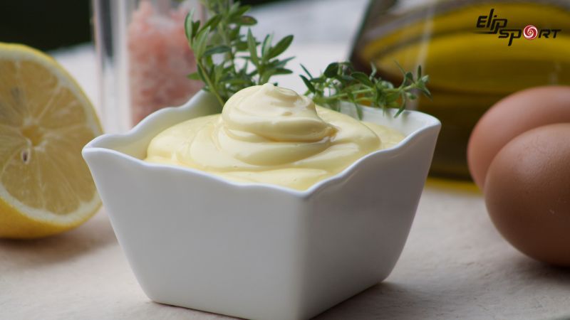 Ăn sốt mayonnaise có thể gây tăng cân nếu tiêu thụ quá nhiều