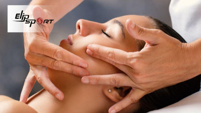 Cần phải lưu ý khi massage thu gọn mặt