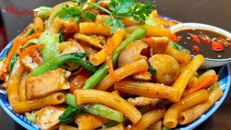 Không nên ăn quá nhiều nui trong một bữa