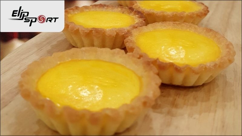 Bánh tart trứng chứa khá nhiều chất béo