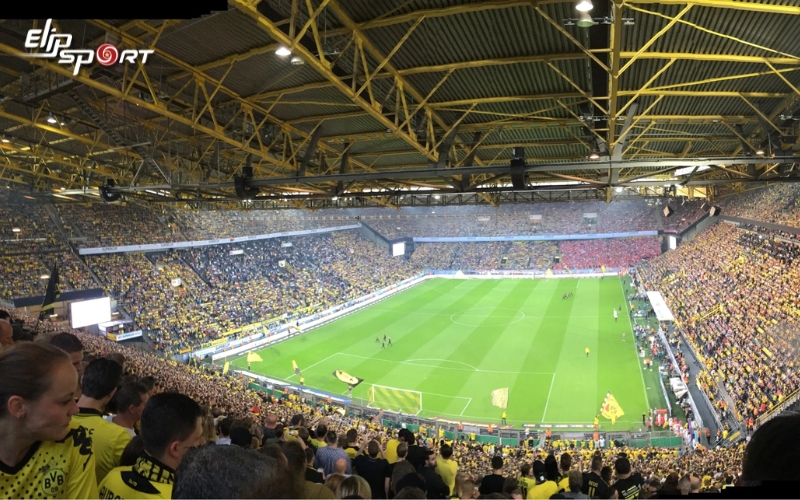 Sân vận động Signal Iduna Park và 10 điều thú vị bạn chưa biết