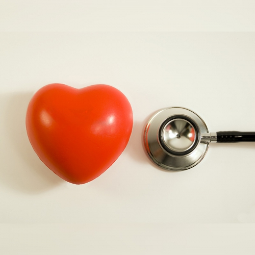 Tại sao hầu hết các bệnh lý tim không di truyền?

