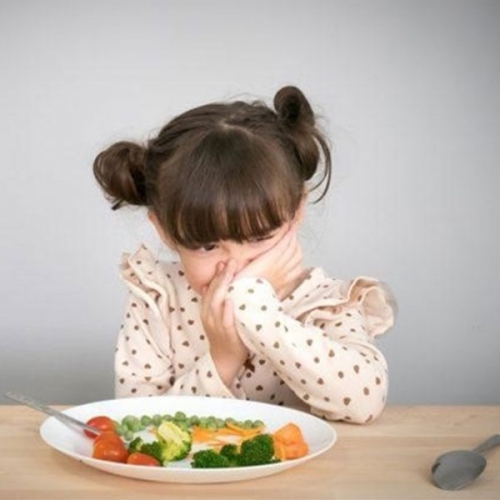 Nhận biết dấu hiệu trẻ suy dinh dưỡng và cách điều trị sớm