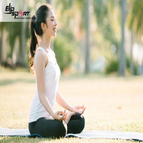 Yoga giảm stress căng thẳng hiệu quả cho bạn vui tươi hơn