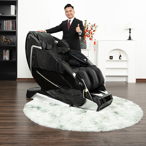 Hình mô tả BTV Hạnh Phúc chọn ghế massage ELIP O8, còn bạn thì sao?