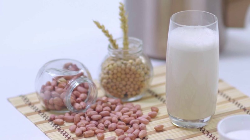 cách làm sữa đậu phộng tăng cân hiệu quả